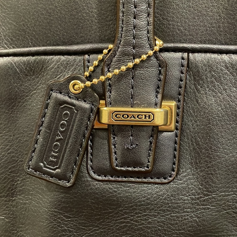 Coach Purse - Picture 4 of 15